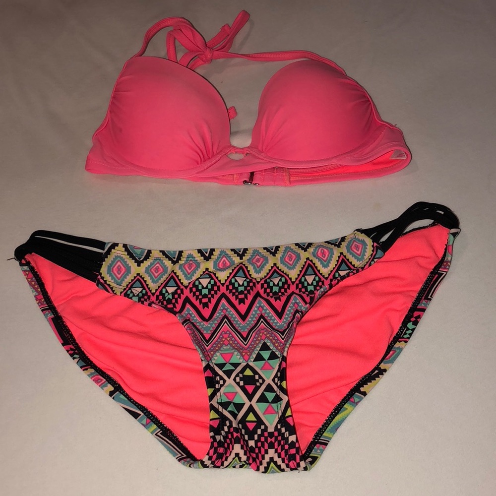Super cute bikini set